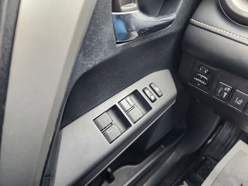Used 2018 Toyota RAV4 XLE image 18