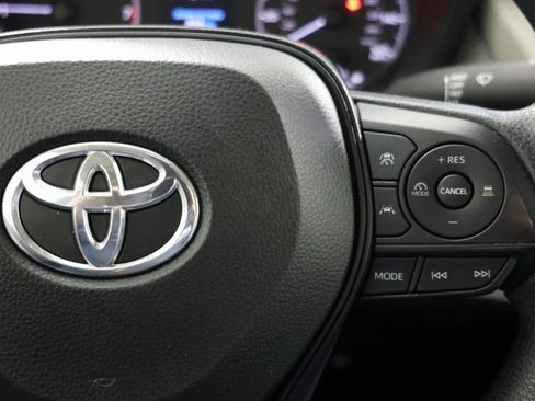 Used 2023 Toyota Corolla LE image 24