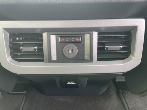 Used 2026 Ford F250 Lariat w/ Lariat Premium Package image 39