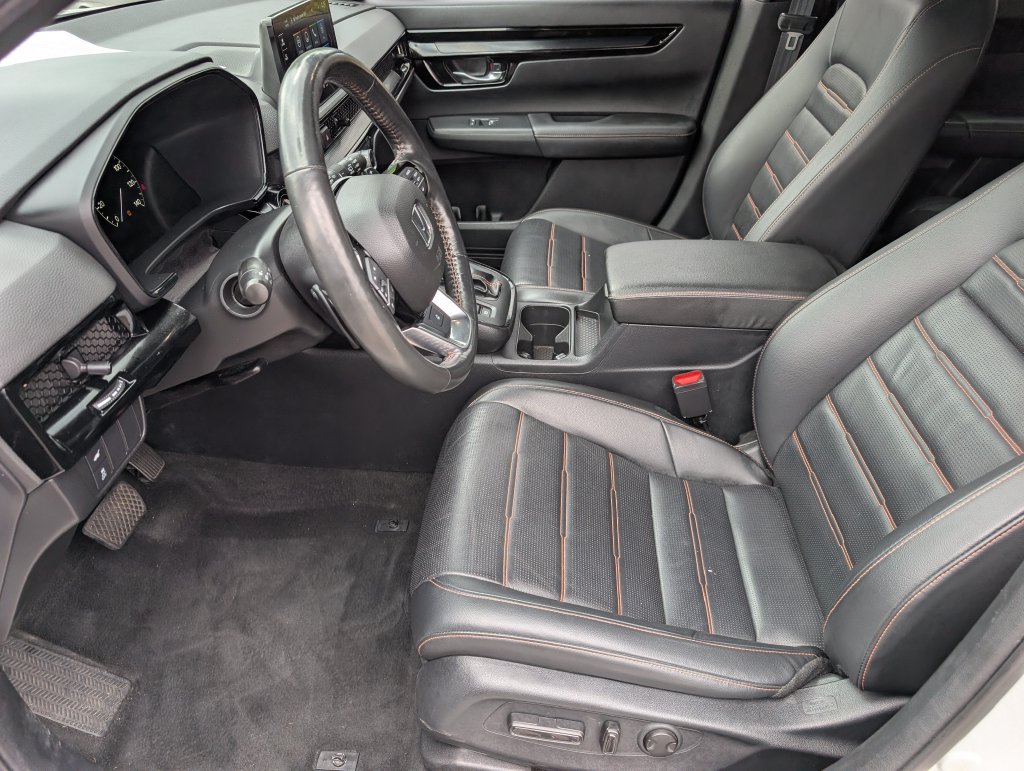 Used 2024 Honda CR-V Sport Touring image 12