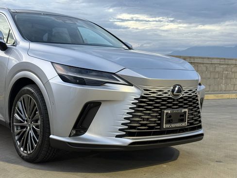 New 2026 Lexus RX 450h AWD image 3