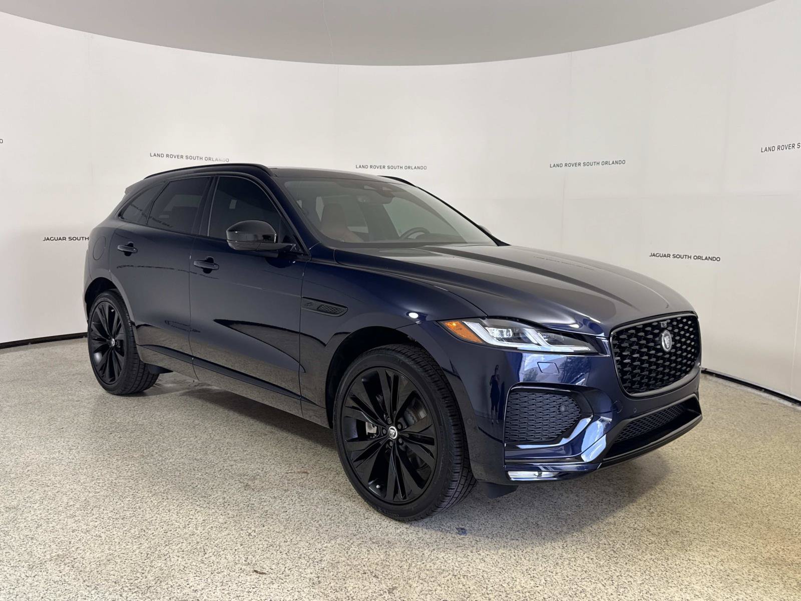 New 2026 Jaguar F-PACE R-Dynamic S AWD/4WD image 7