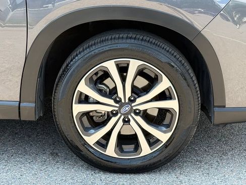 Certified 2024 Subaru Forester Limited AWD/4WD image 10