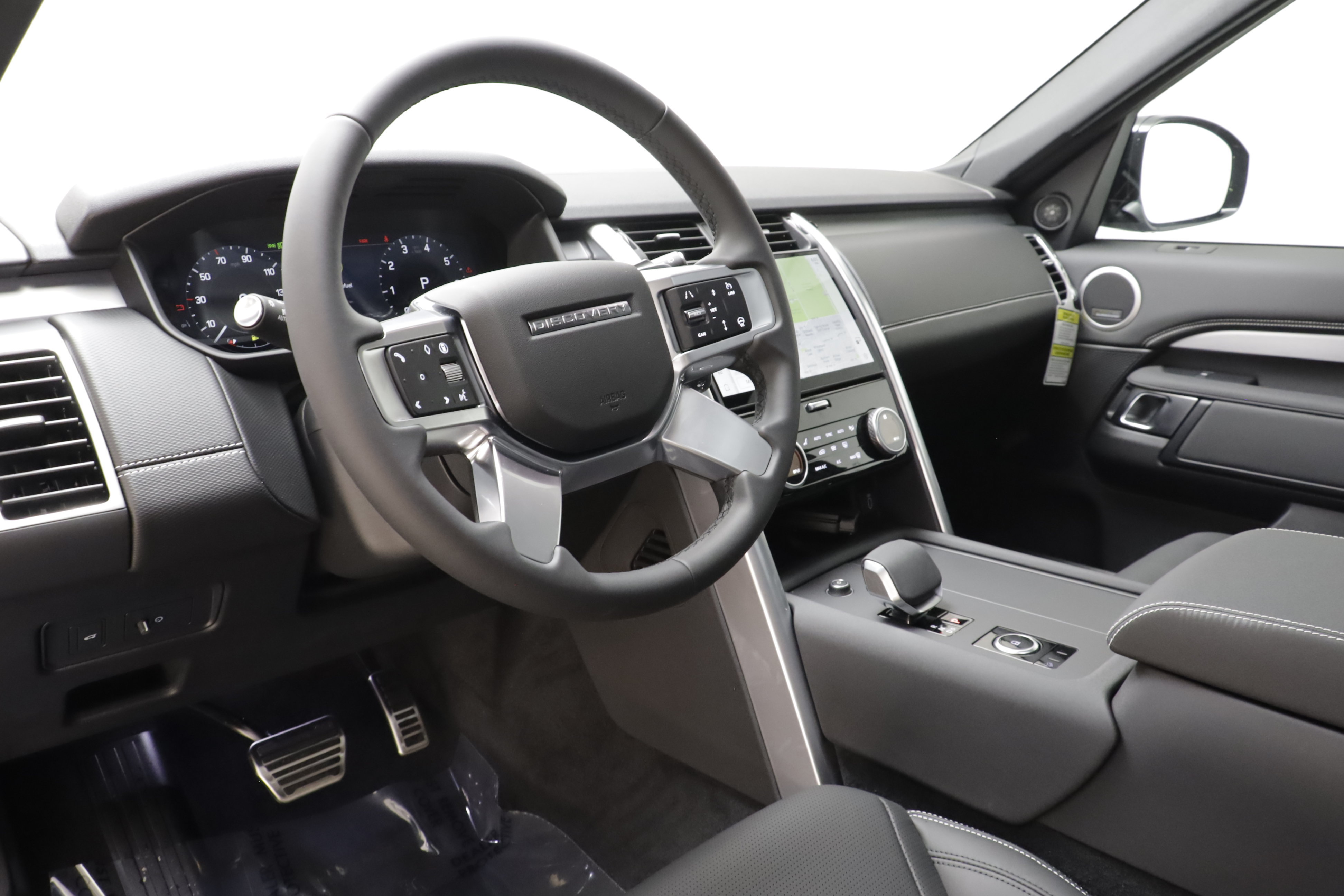 New 2026 Land Rover Discovery Limited Edition AWD/4WD image 8