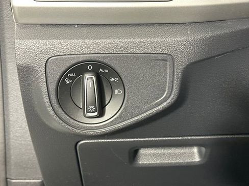 Used 2022 Volkswagen Atlas 4Motion image 19