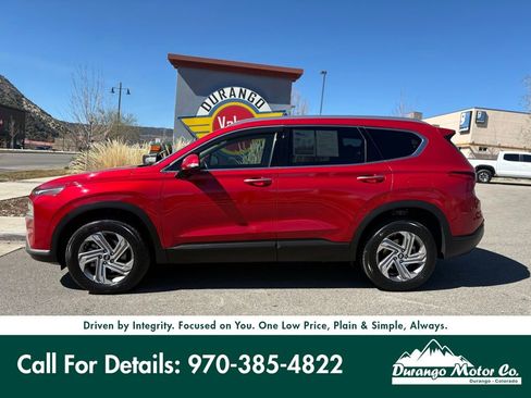 Used 2023 Hyundai Santa Fe SEL image 3