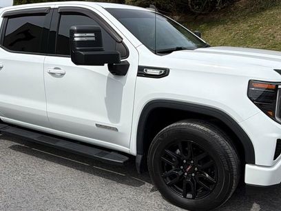 Used 2022 GMC Sierra 1500 Elevation w/ Preferred Package