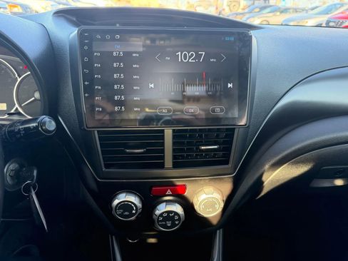 Used 2011 Subaru Impreza WRX Premium image 16