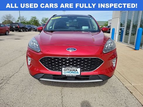 Used 2020 Ford Escape Titanium AWD/4WD image 3