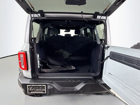 Used 2023 Ford Bronco Wildtrak image 24