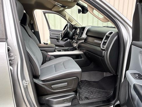 Used 2019 RAM 1500 Big Horn AWD/4WD image 22