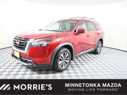 Used 2024 Nissan Pathfinder SL