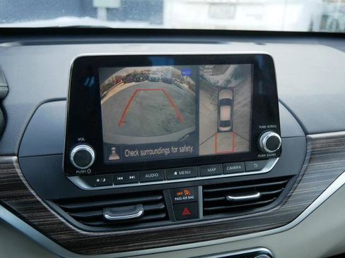 Certified 2020 Nissan Altima 2.5 Platinum image 18