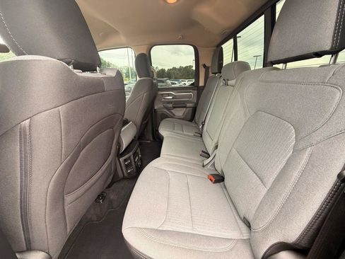 Used 2020 RAM 1500 Big Horn AWD/4WD image 16