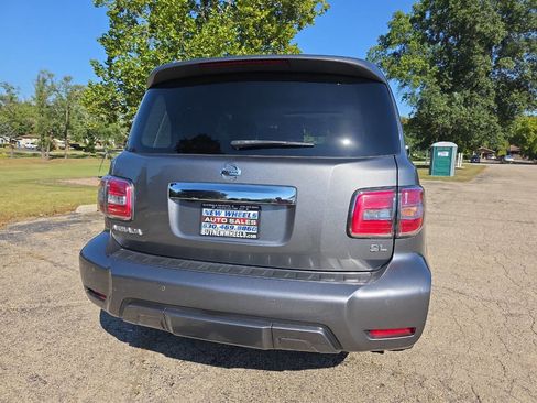 Used 2019 Nissan Armada SV image 25