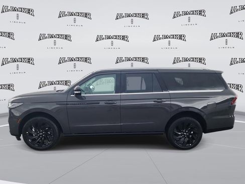 New 2026 Lincoln Navigator L Black Label AWD/4WD image 2