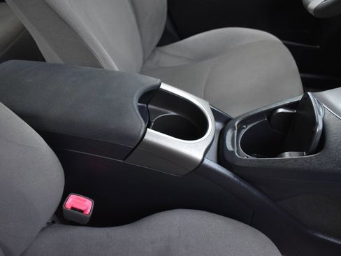 Used 2013 Toyota Prius Three image 28