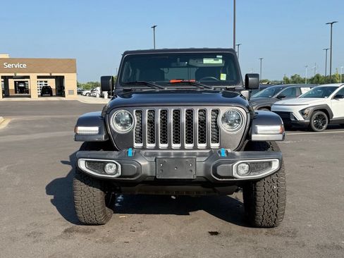 Used 2023 Jeep Wrangler Unlimited Sahara w/ Cold Weather Group AWD/4WD image 2