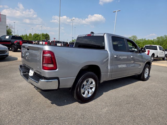 Used 2024 RAM 1500 Laramie AWD/4WD image 11