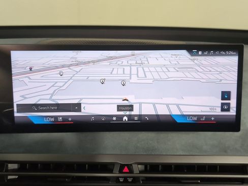 Used 2025 BMW iX xDrive50 w/ Premium Package image 26