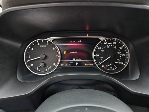 Used 2021 Nissan Rogue SV w/ Premium Package image 13