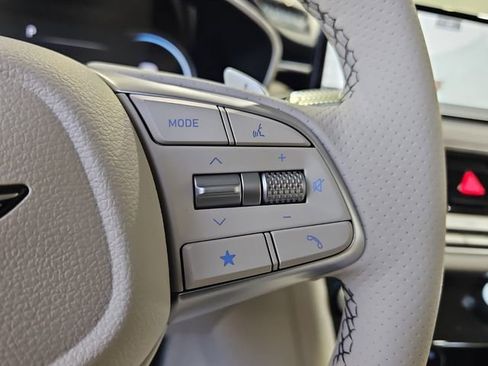 New 2026 Genesis G70 2.5T Prestige image 12