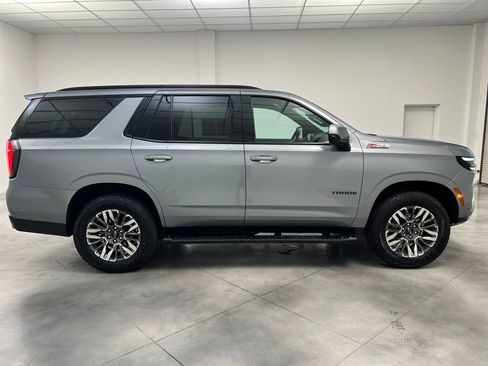Used 2025 Chevrolet Tahoe Z71 AWD/4WD image 8