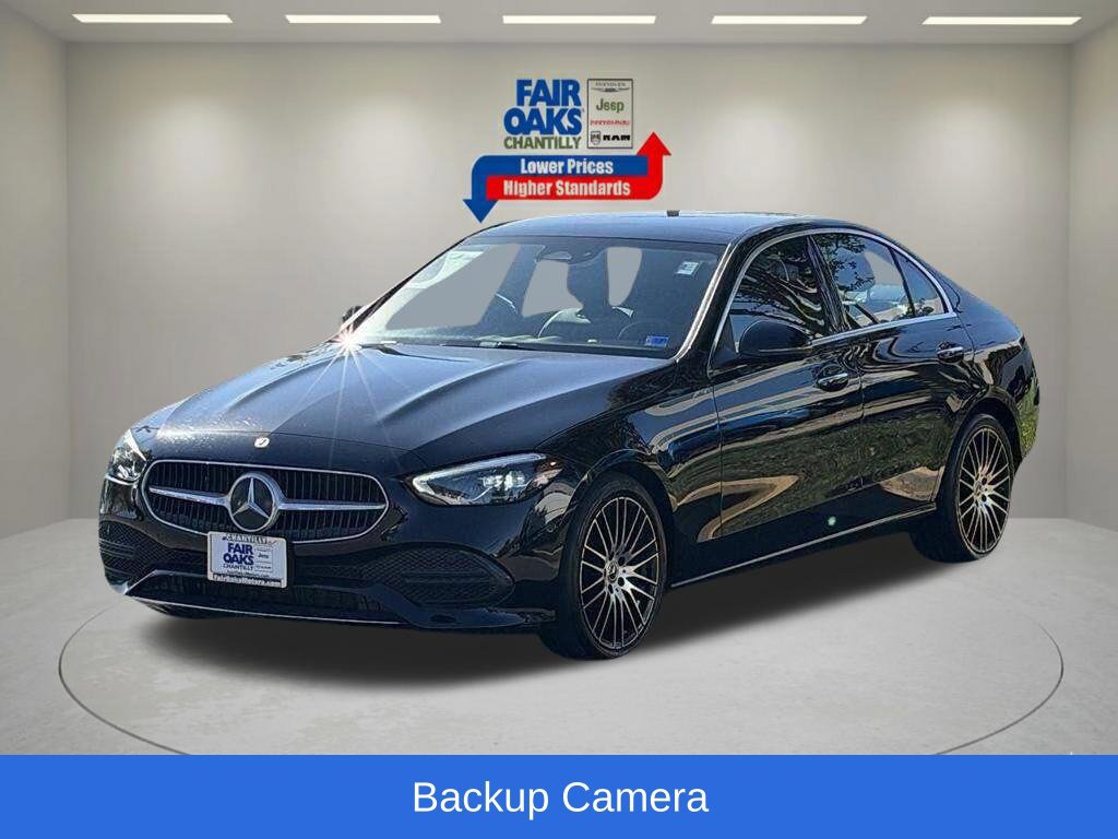 Used 2025 Mercedes-Benz C 300 4MATIC Sedan image 3