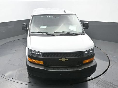 Used 2023 Chevrolet Express 2500 Extended RWD image 32