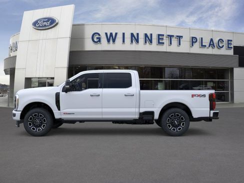 New 2026 Ford F250 Platinum AWD/4WD image 3