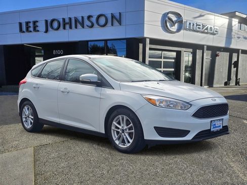 Used 2015 Ford Focus SE image 12