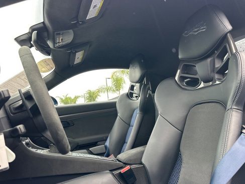 Used 2024 Porsche 718 Cayman GT4 RS image 5