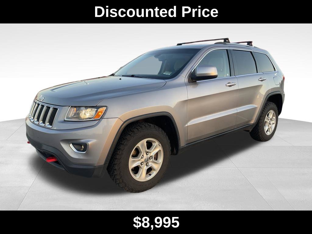 Used 2014 Jeep Grand Cherokee Laredo w/ Security & Convenience Group AWD/4WD image 3