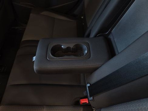 Used 2018 Ford Escape SE FWD image 27