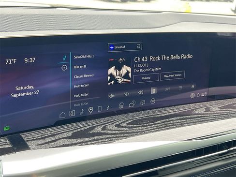 New 2026 Cadillac Escalade IQ Luxury 1 image 17