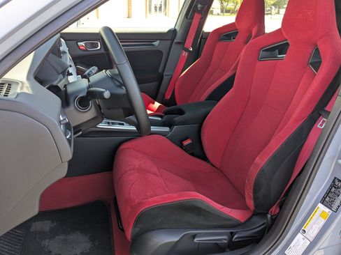 Used 2024 Honda Civic Type R image 35