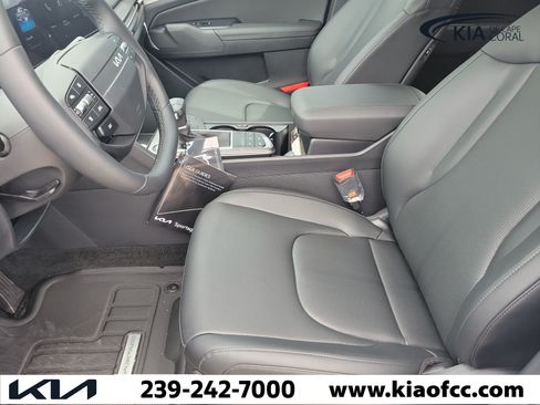 New 2026 Kia Sportage EX FWD image 22