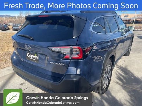 Used 2025 Subaru Outback Premium image 3