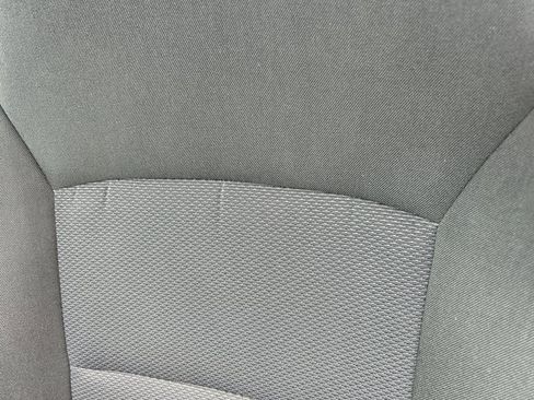 Used 2018 Chevrolet Cruze LT image 13