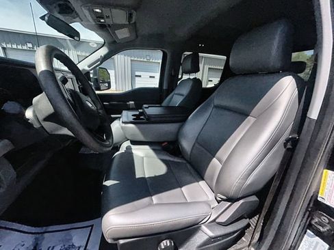 Used 2025 Ford F350 XL AWD/4WD image 17