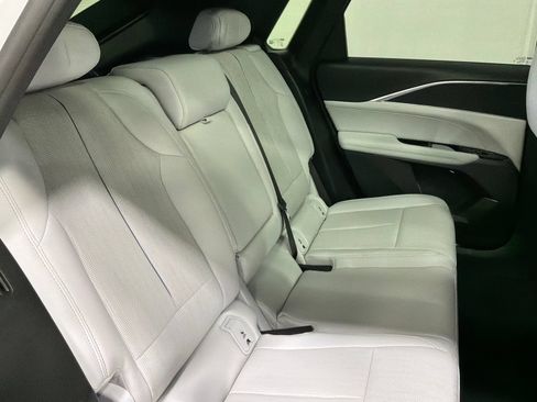 Used 2024 Cadillac Lyriq Sport AWD/4WD image 25