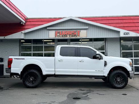 Used 2022 Ford F350 Lariat w/ Tremor Off-Road Package AWD/4WD image 2