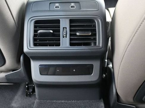 Used 2025 Audi Q5 Premium Plus AWD/4WD image 31