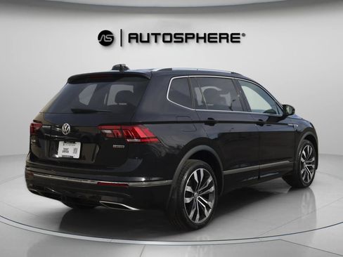 Used 2019 Volkswagen Tiguan SEL Premium R-Line w/ 3rd Row Seat Package image 10