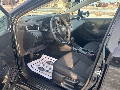 Used 2024 Toyota Corolla LE image 11