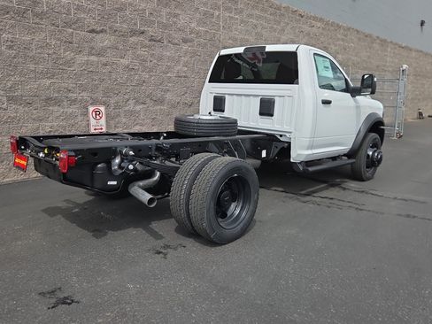 New 2026 RAM 4500 Tradesman AWD/4WD image 4