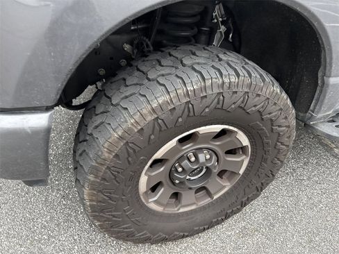 Used 2024 Ford F250 Lariat w/ Lariat Ultimate Package image 7