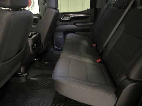 Used 2024 Chevrolet Silverado 1500 LT Trail Boss w/ Convenience Package II AWD/4WD image 24