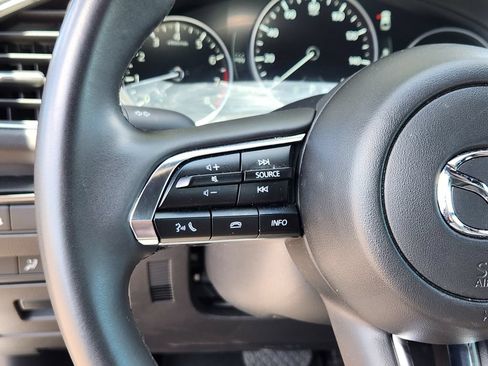 Used 2025 MAZDA MAZDA3 s FWD image 17