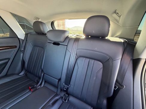 Used 2018 Audi Q5 2.0T Premium image 7